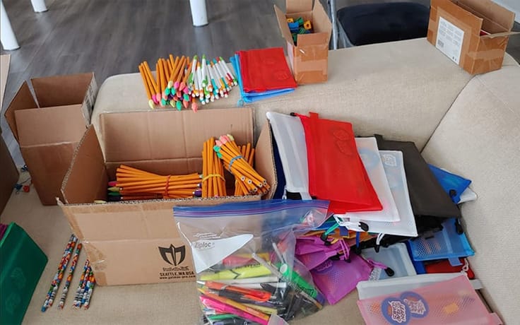 𝘾𝙊𝙇𝙐𝙈 𝘼𝙉𝘿 𝙋𝙀𝙉𝘾𝙄𝙇 𝙋𝘼𝘾𝙆𝙄𝙉𝙂